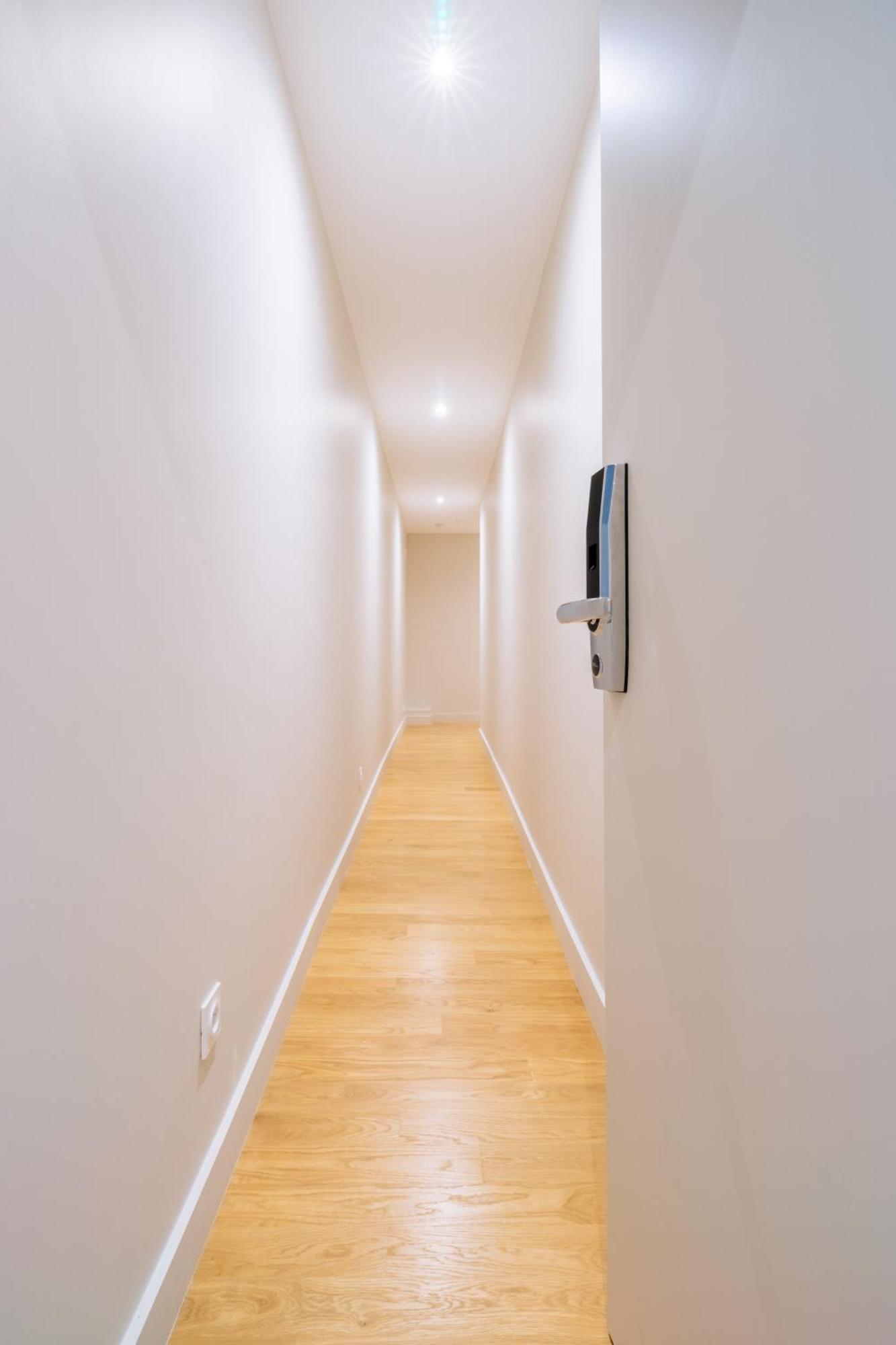 Stunning 1 Bedroom Apartment In Париж Екстер'єр фото